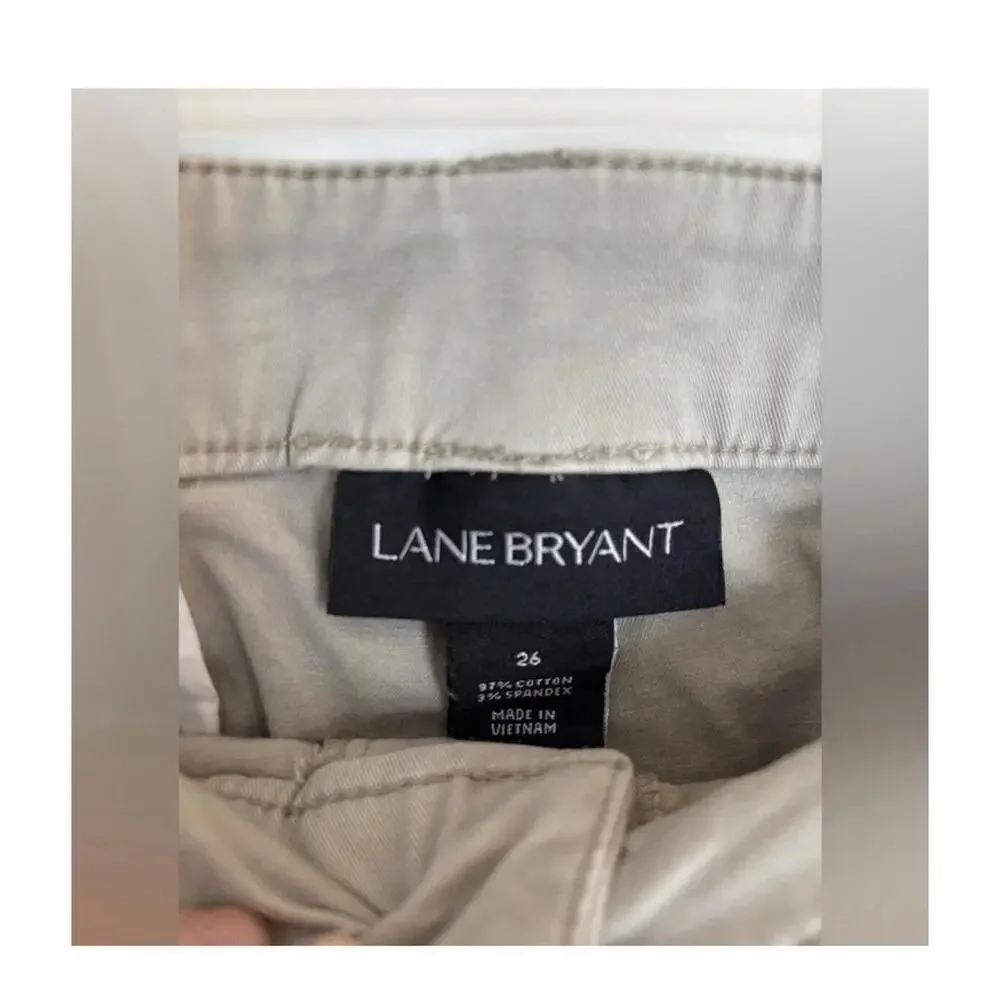 Lot Of 2 Pairs Of Lane Bryant Plus Size Shorts Size 26 Navy NWT Khaki - Picture 4 of 5
